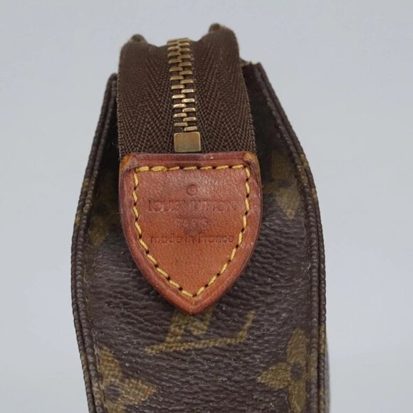 LOUIS VUITTON Monogram Poche Toilette 15 Pouch M47546 LV Auth 98202 - Picture 10 of 16